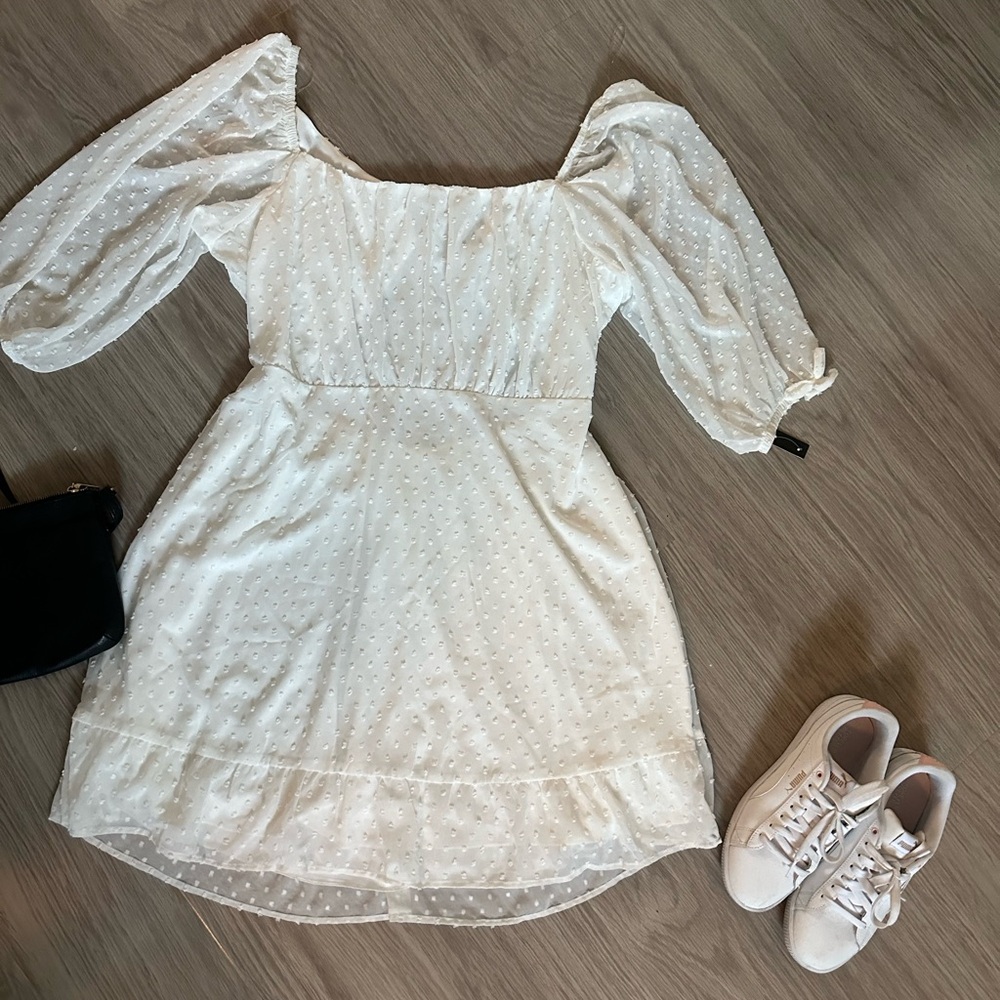 White Plus Size  Dress with Puff Sleeves